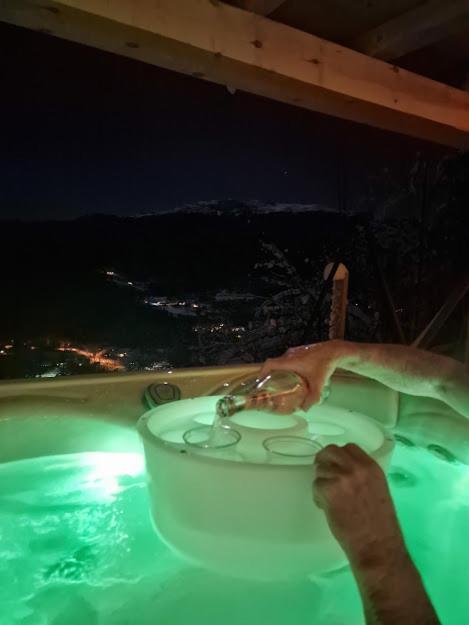 Molden 2-Fjellutsikt Og Jacuzzi Tilgang. Apartman Luster Kültér fotó